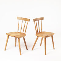 Handmade Windsor chair made of solid wood
